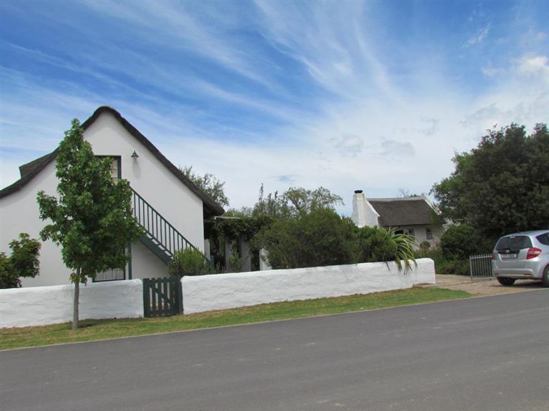 B's and Dove Cottage, Stanford, Western Cape Weekend Escapes BudgetGetaways