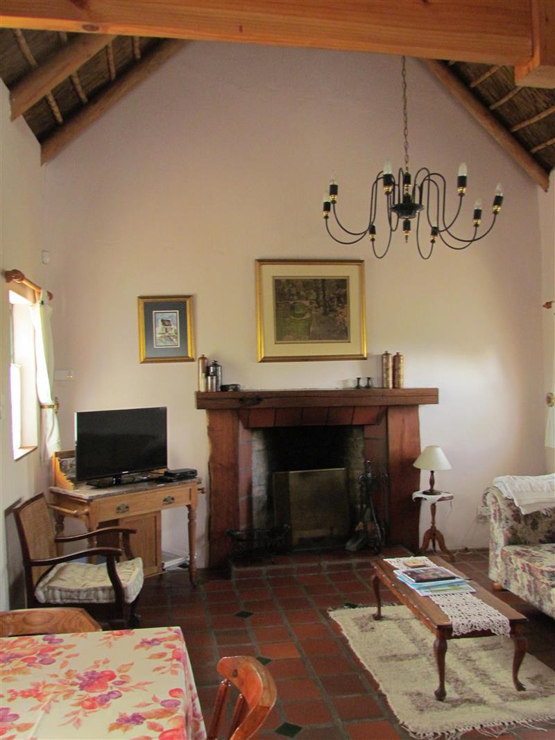 B's and Dove Cottage, Stanford, Western Cape Weekend Escapes Budget